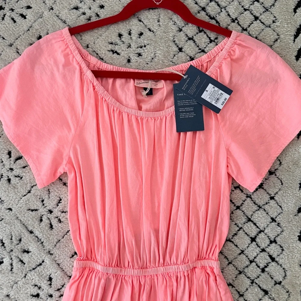 Universal Threads Dress - Picture 3 of 7